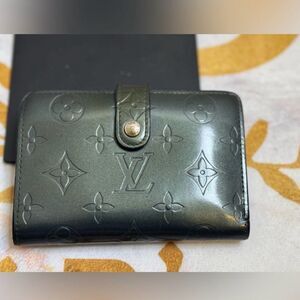 Authentic Louis Vuitton Vernis Portefeuille Viennois Kiss Lock Bifold Wallet
